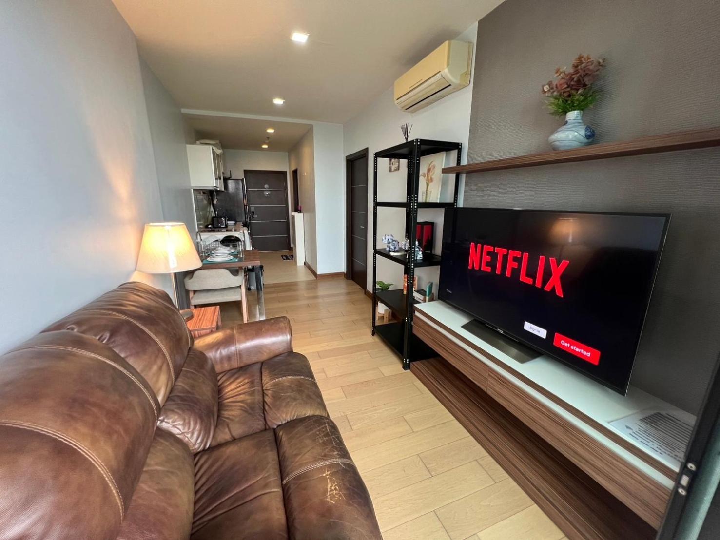 The Astra Luxury Condo In Town チエンマイ エクステリア 写真