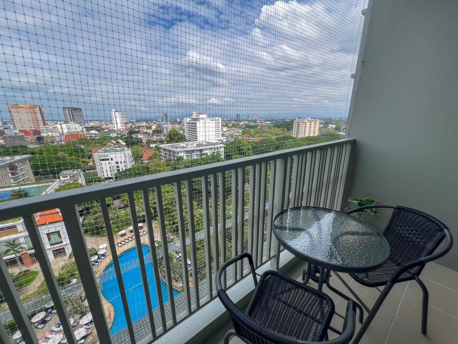 The Astra Luxury Condo In Town チエンマイ エクステリア 写真