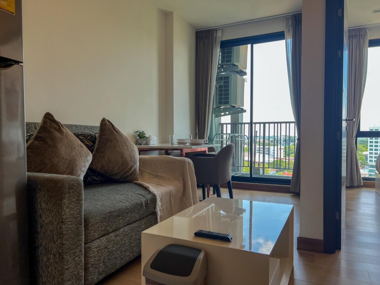 The Astra Luxury Condo In Town チエンマイ エクステリア 写真